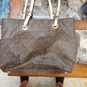 Michael Kors shoulder tote